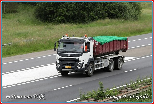 56-BLG-4-BorderMaker Container Kippers