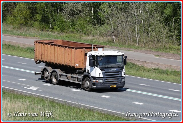 12-BSJ-4-BorderMaker Container Kippers