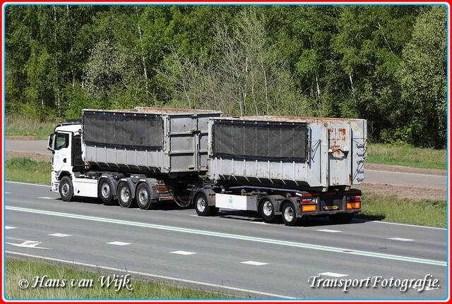 62-BRZ-9  C-BorderMaker Container Kippers