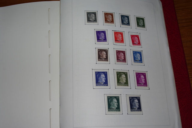 IMGP7361 Reich Bohmen Gengouvnm Ukraine 1933-1945 raudonas