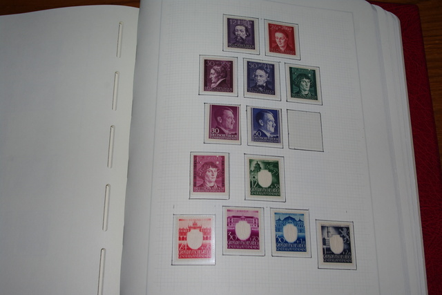 IMGP7375 Reich Bohmen Gengouvnm Ukraine 1933-1945 raudonas