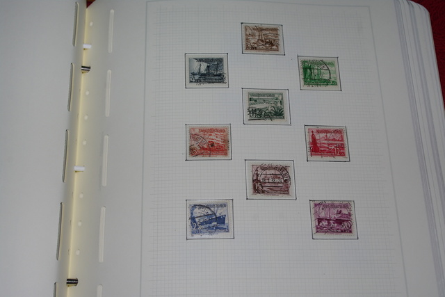 IMGP7414 Reich Bohmen Gengouvnm Ukraine 1933-1945 raudonas