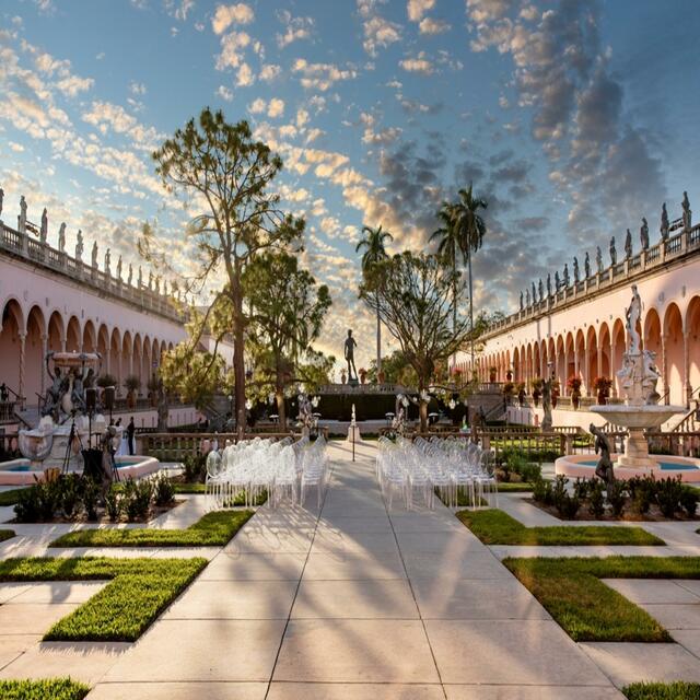 Love And Style Photography - Photographer Near Me Picture Box