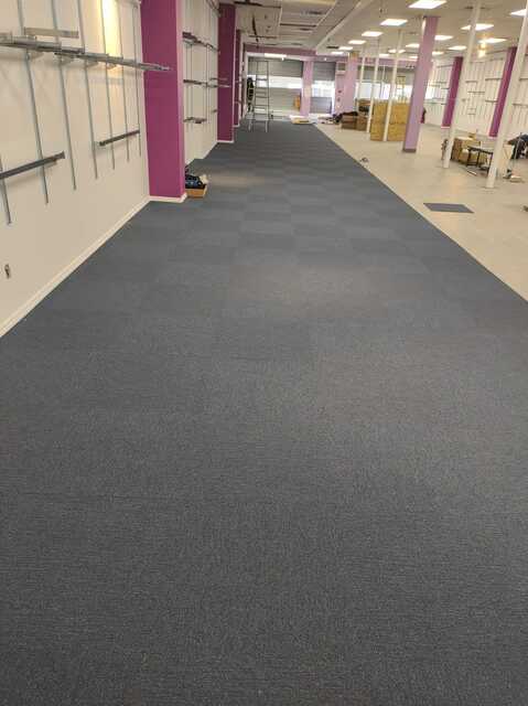 Showroom de pisos en Garfield Picture Box