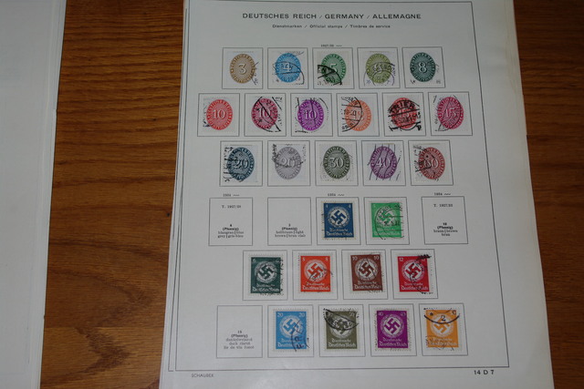 IMGP7545 Reich Colonies 1860-1945 sur Schaubek pages