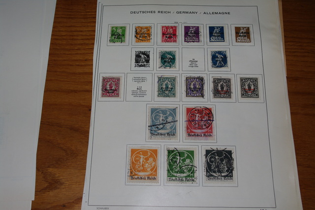 IMGP7584 Reich Colonies 1860-1945 sur Schaubek pages