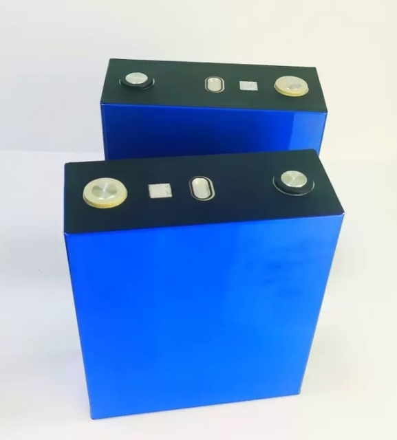 3 Picture Box