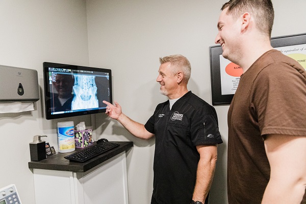 chiropractor Powers Chiropractic