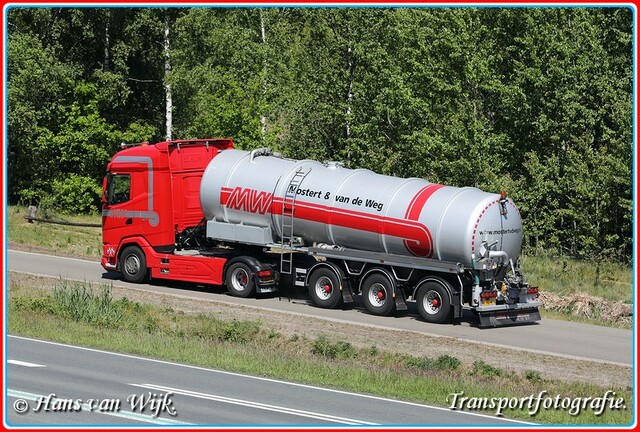 85-BXV-8  B-BorderMaker Mest Trucks