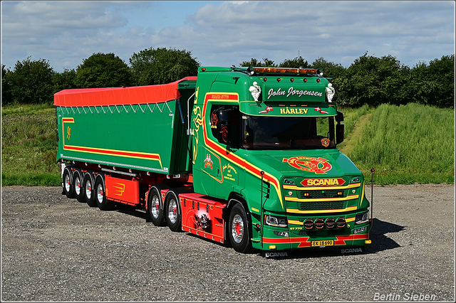 DSC 2101-border 2025-08-10 DK