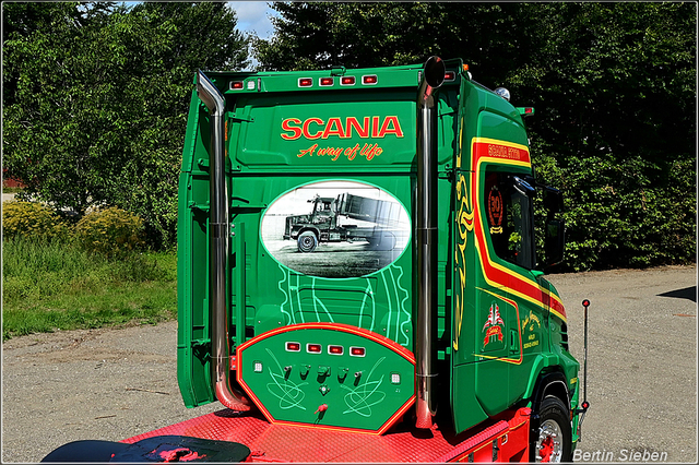 DSC 2272-border 2025-08-10 DK