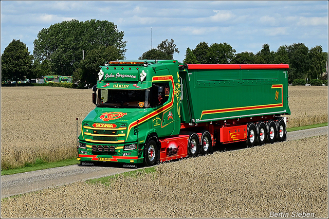 DSC 2324-border 2025-08-10 DK