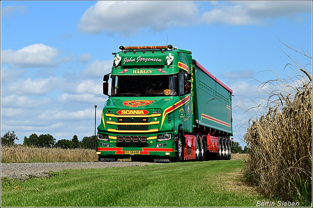 DSC 2339-border 2025-08-10 DK