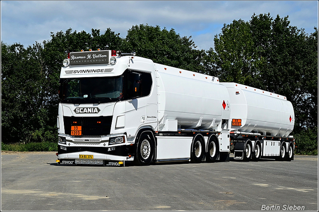 DSC 2624-border 2025-08-10 DK