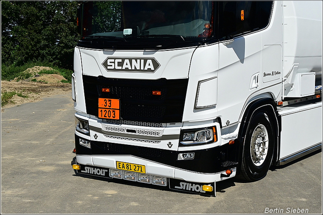 DSC 2635-border 2025-08-10 DK