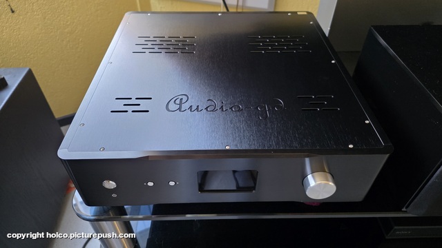 20251107 130916 Audio-GD - HE1 MK3 Preamplifier