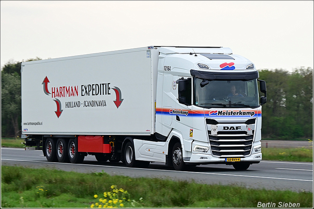 DSC 5635-border 23-04-2025