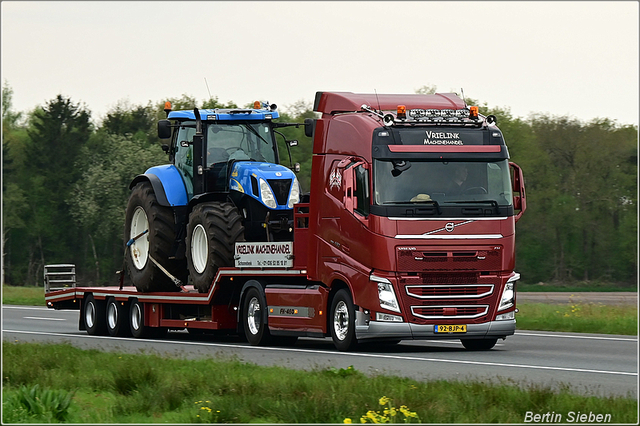 DSC 5642-border 23-04-2025