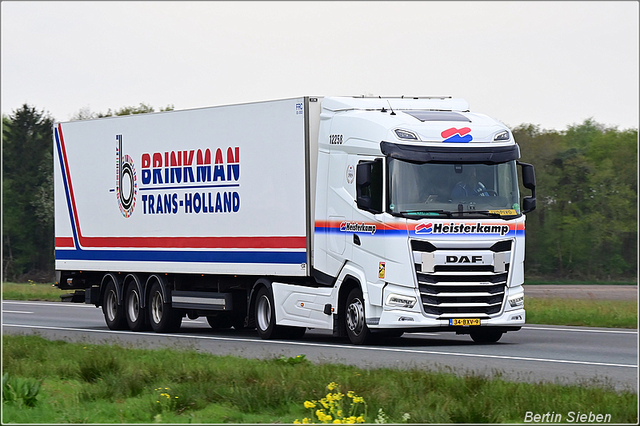 DSC 5654-border 23-04-2025