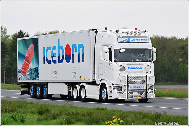 DSC 5659-border 23-04-2025