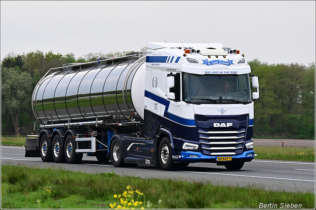 DSC 5676-border 23-04-2025