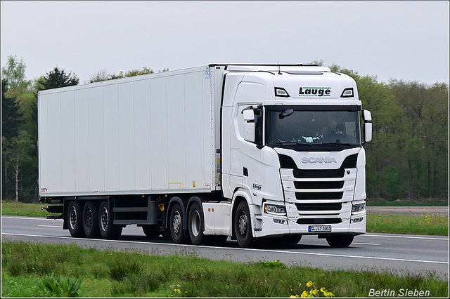 DSC 5697-border 23-04-2025