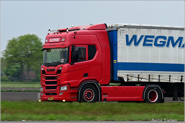 DSC 5717-border 23-04-2025