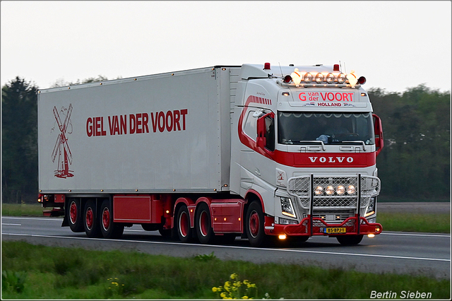 DSC 5814-border 23-04-2025