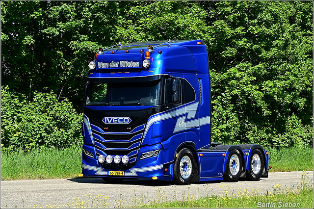 DSC 8550-border 18-05-2025