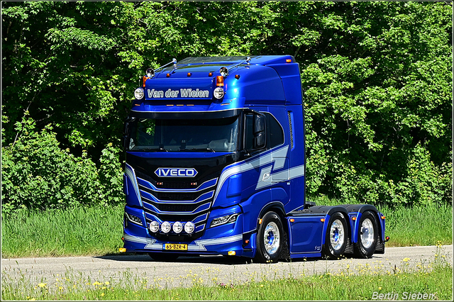 DSC 8560-border 18-05-2025