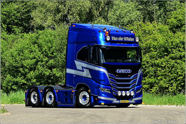 DSC 8635B-border 18-05-2025