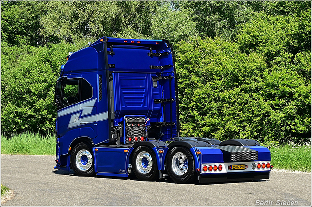 DSC 8651-border 18-05-2025