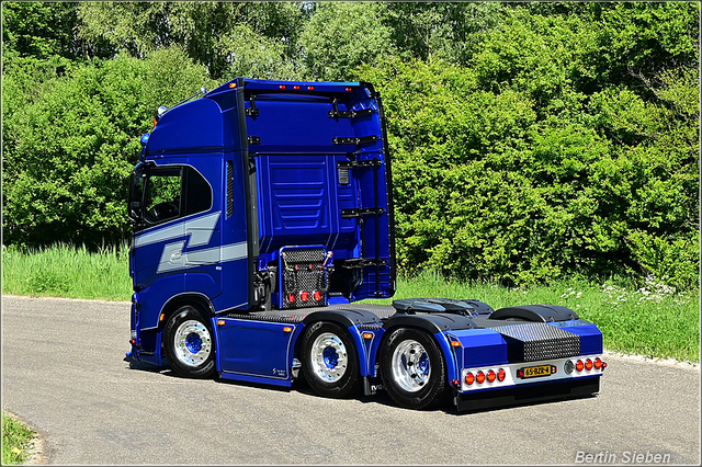 DSC 8666-border 18-05-2025