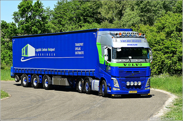 DSC 8703-border 18-05-2025