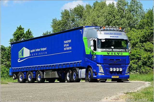 DSC 8712-border 18-05-2025