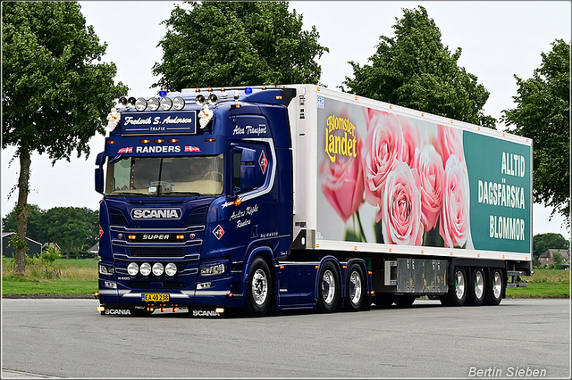 DSC 8950-border 03-06-2025