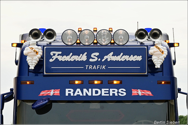 DSC 9020-border 03-06-2025