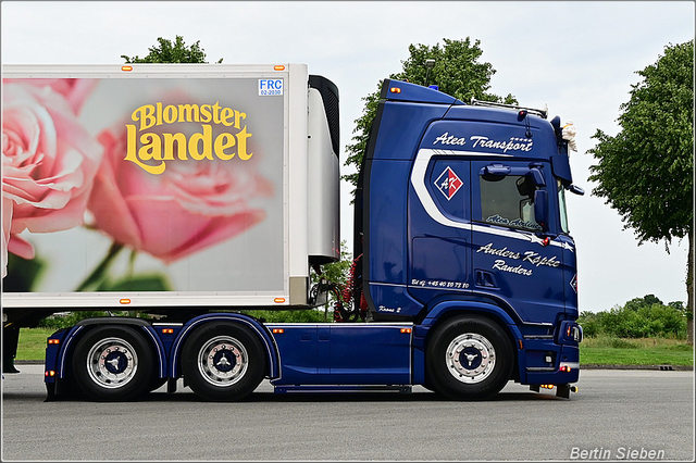 DSC 9028-border 03-06-2025