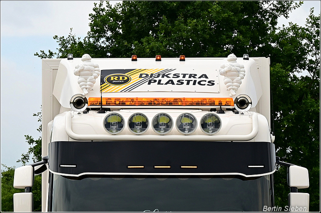 DSC 9156-border 28-06-2025