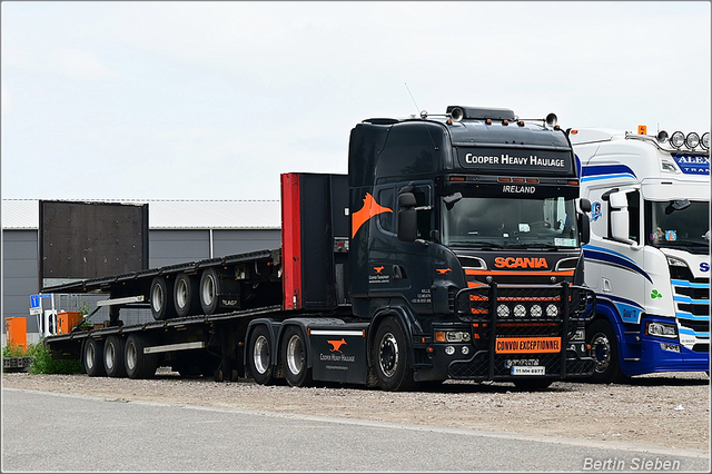 DSC 9369-border 28-06-2025