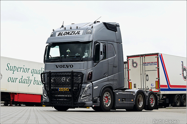 DSC 9501-border 11-07-2025