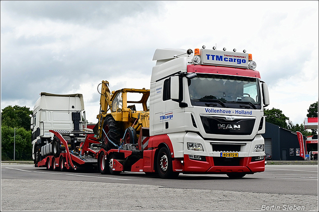 DSC 9521-border 11-07-2025