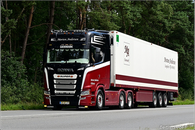 DSC 9545-border 11-07-2025