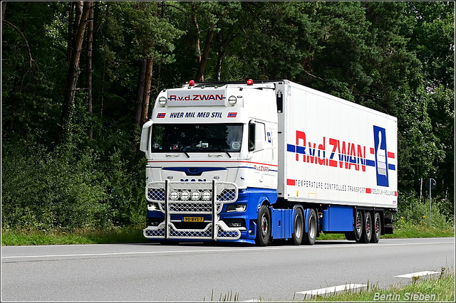 DSC 9554-border 11-07-2025