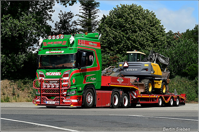 DSC 9602-border 11-07-2025