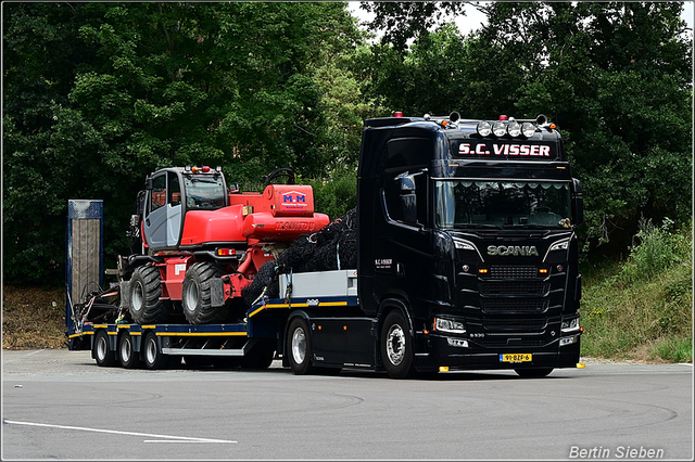 DSC 9648-border 11-07-2025