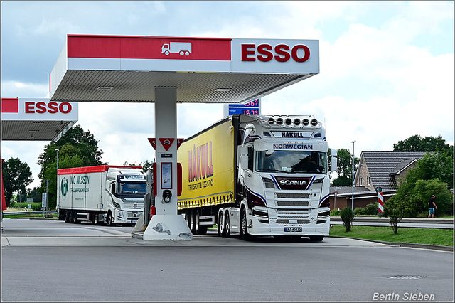 DSC 9691-border 11-07-2025