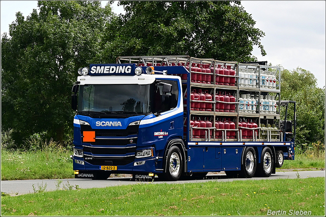 DSC 4346-border 16-08-2025