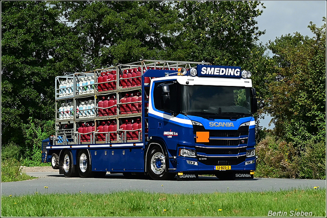 DSC 4384-border 16-08-2025