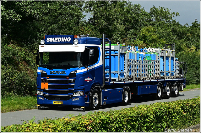 DSC 4433-border 16-08-2025